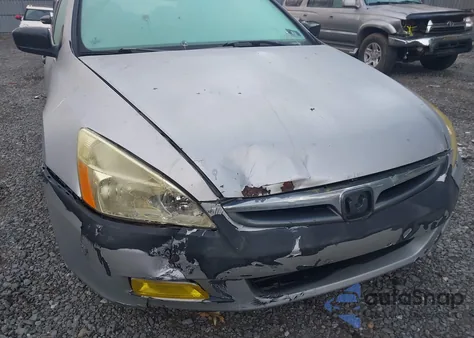 2005 Honda Accord 2.4 Dx z USA, uszkodzony, nr VIN 1HGCM56115A169395